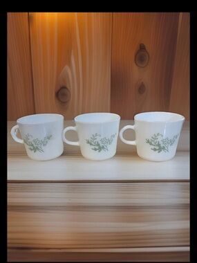 Corelle Corning Ware Green “Floral Spray” Coffee Tea Cup Lot Of 3 1970’s MCM